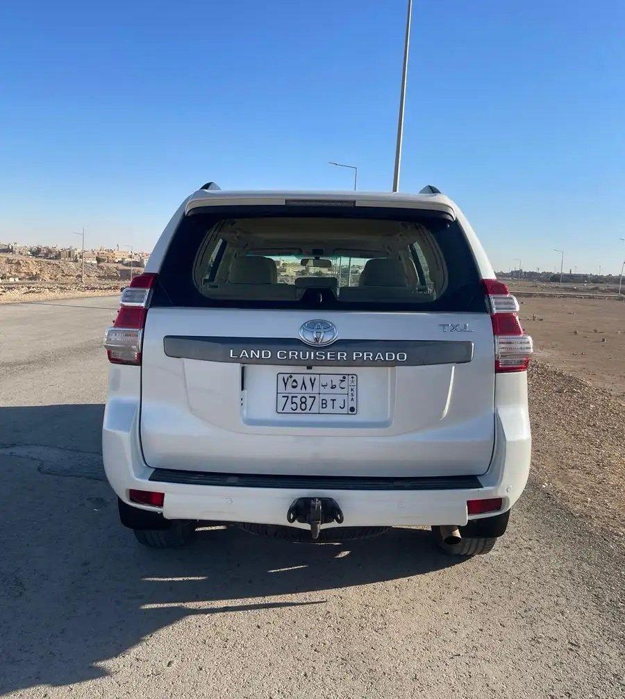 جيب برادو 2015