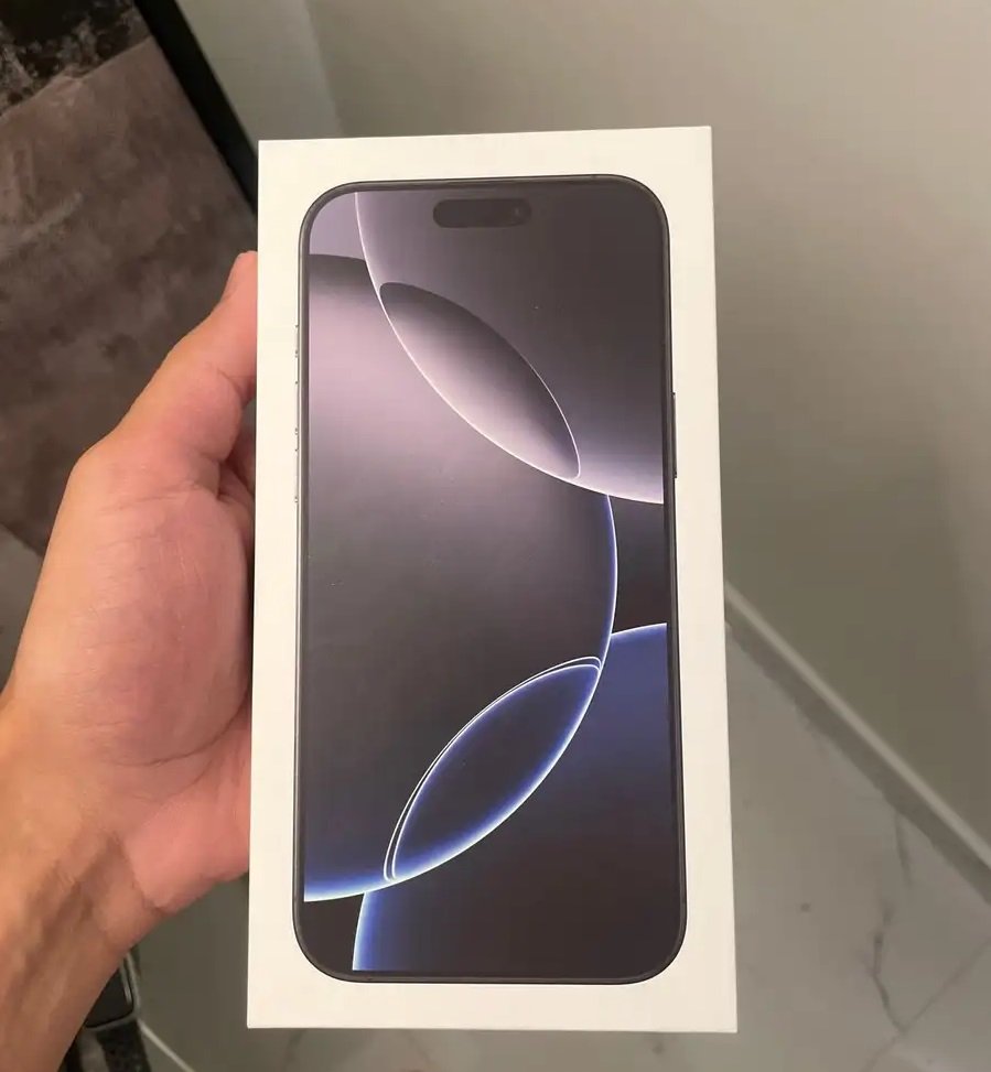 ايفون 16 برو ماكس اسود