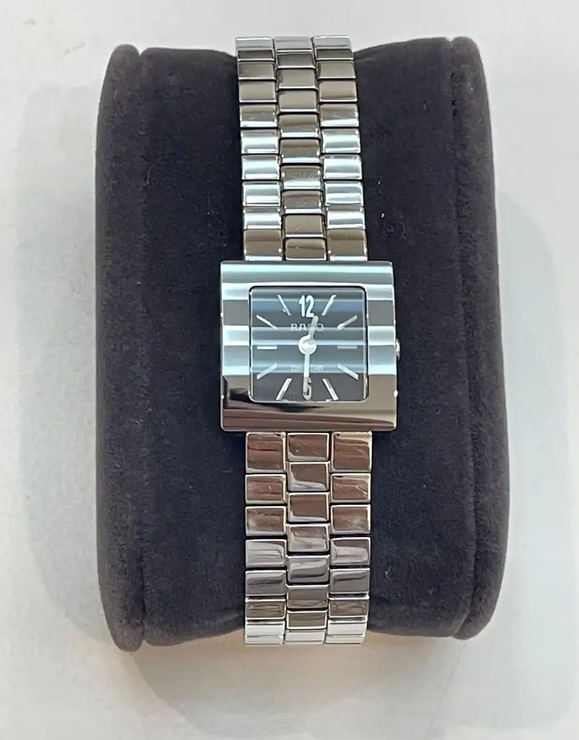 ساعة رادو أصلية RADO Watch نسائية للبيع