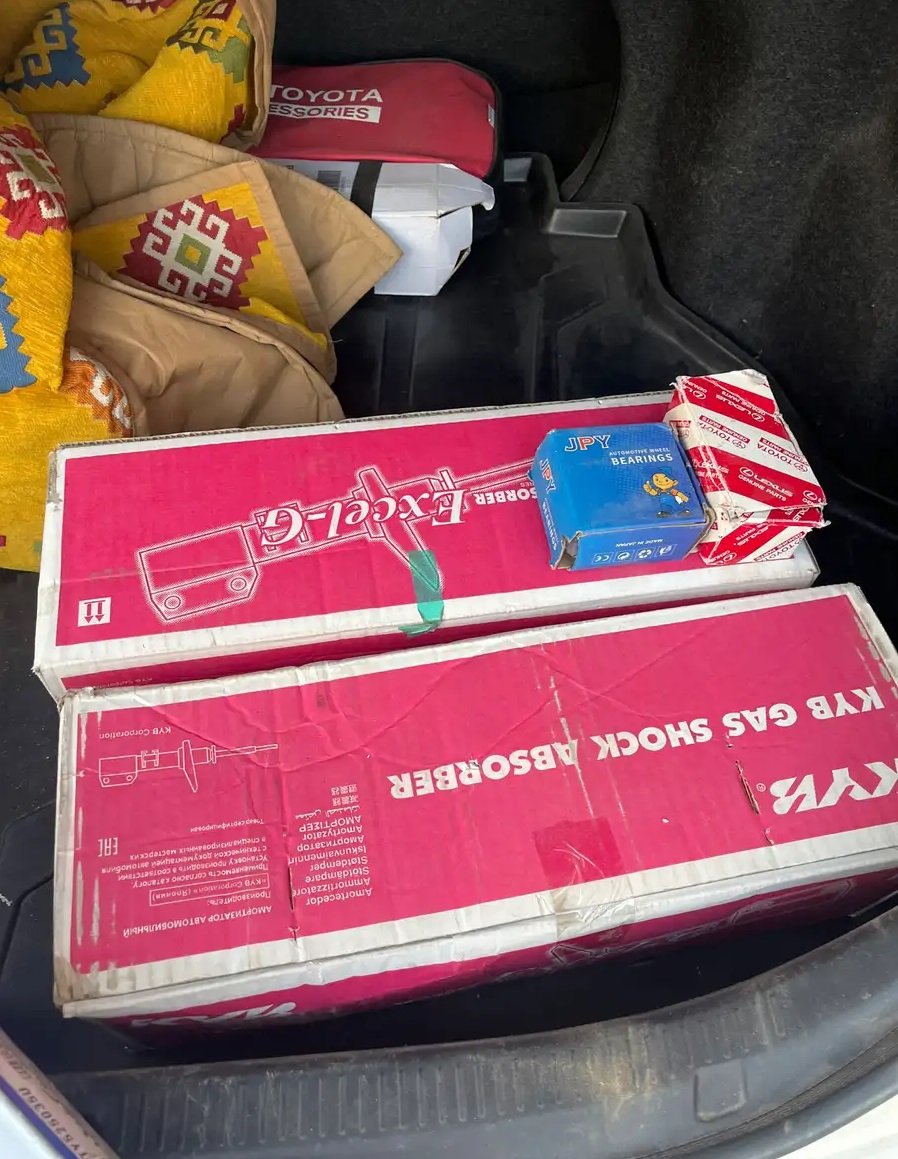 قطع كورلا 98-99-2000