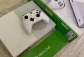 XBOX ONE 1TB