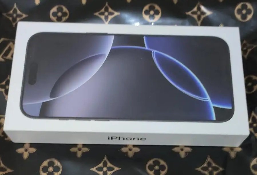 ايفون 16 برو ماكس ذاكرة 256 جديد بكرتونه لم يفتح