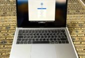 MacBook Air 2019 (13-inch) ماك بوك اير 2019 (13 انش)