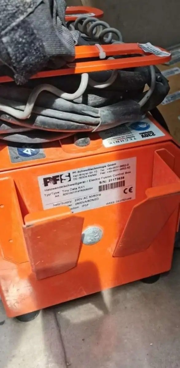 ماكينة لحام مواسير