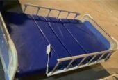 سرير طبي كهربائي للبيع