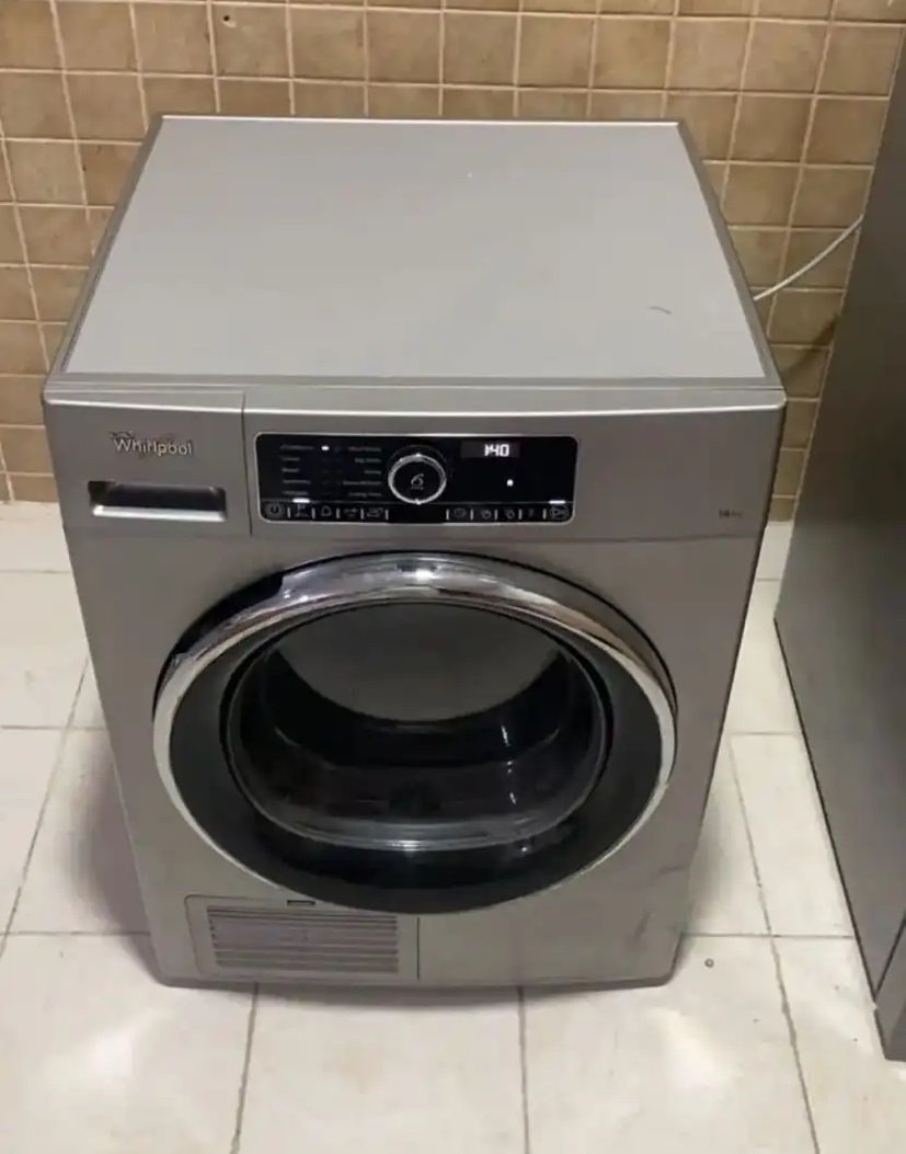 مجفف ملابس وكوي جديد