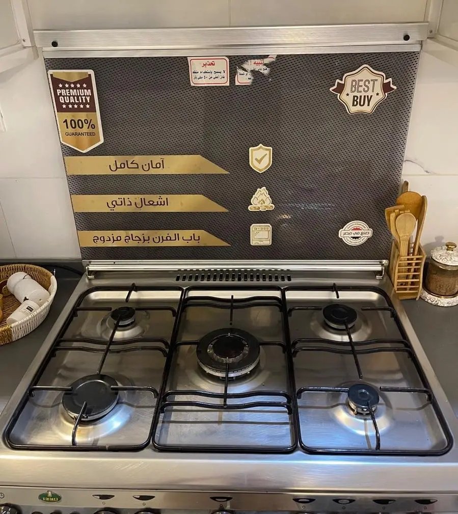 فرن 5 عيون نظيف جدا جدا جدا استخدام اقل من 8 شهور