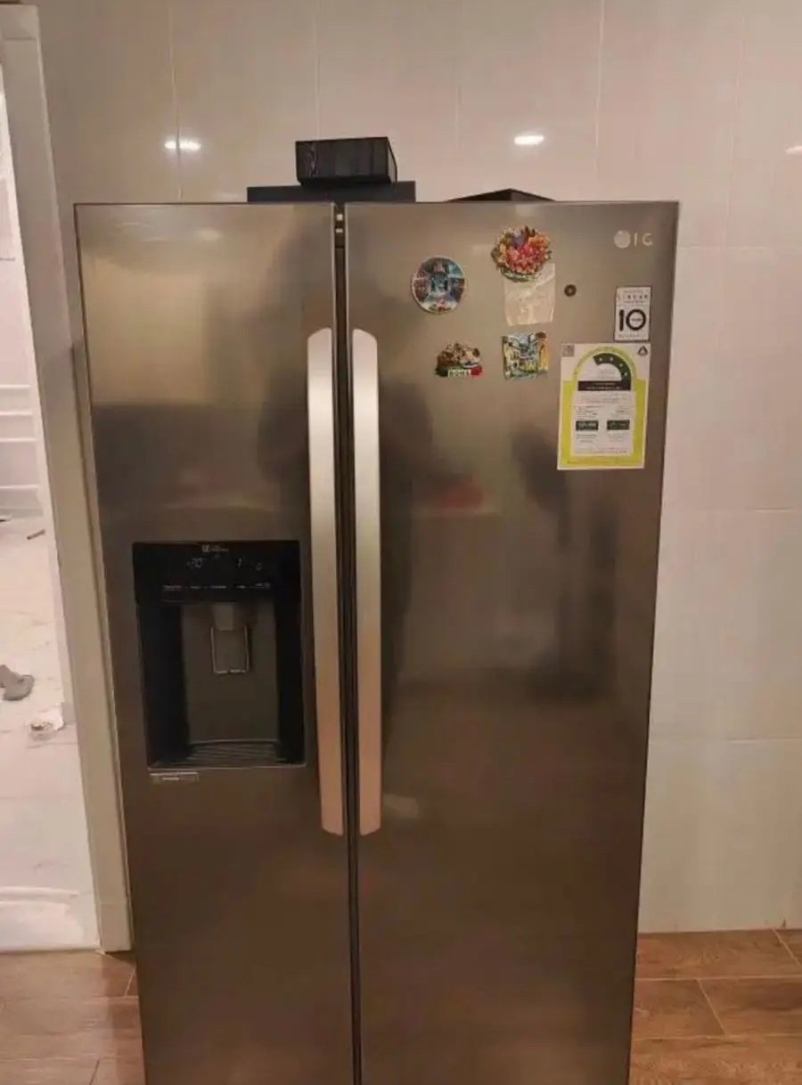 ثلاجة Lg للبيع