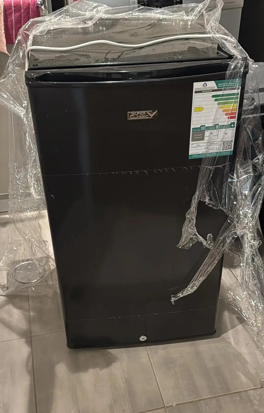 ثلاجة صغيره للبيع