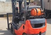 للبيع رافعة شوكية بنزين وغاز تايوتا رافعه فوركلفت