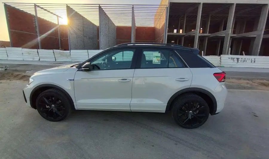 للبيع Volkswagen T-Roc R-Line 2024