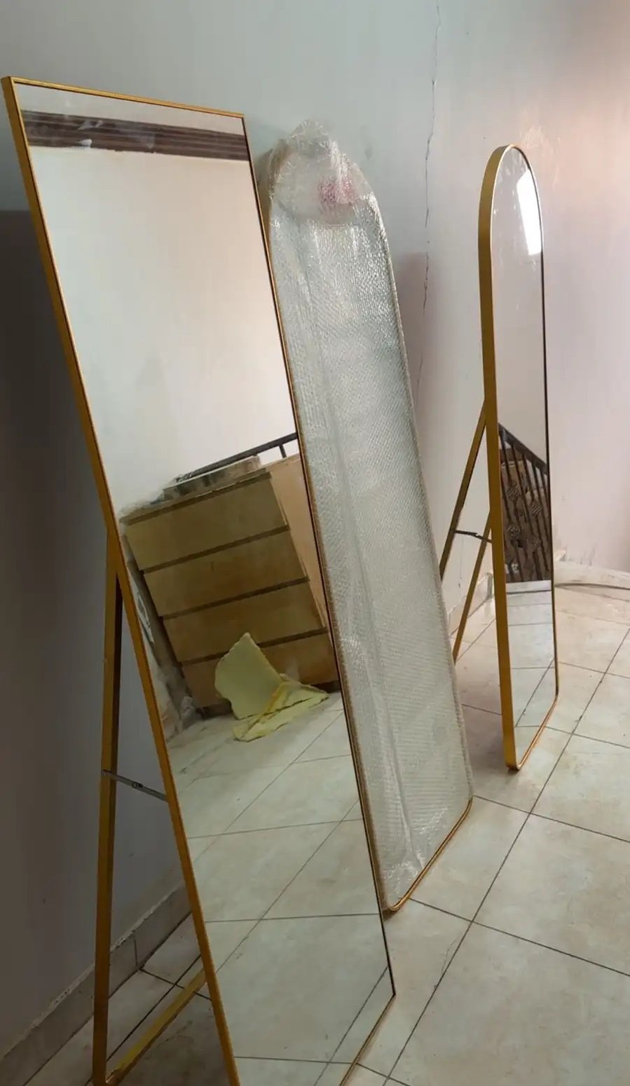 مرايا للبيع