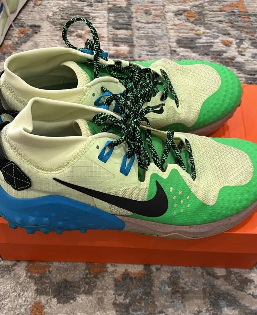 حذاء نايك تريل