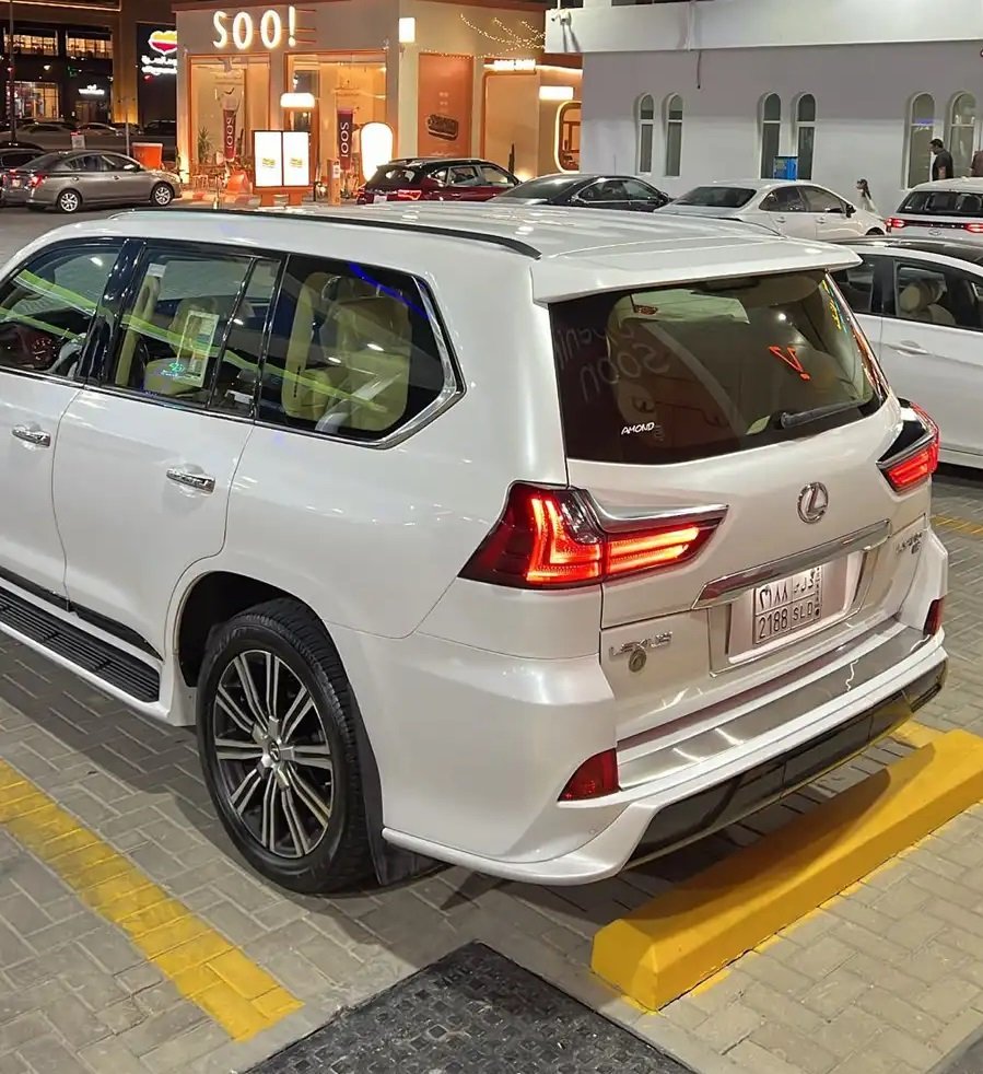 جيب لكزس Lx570 – 2020