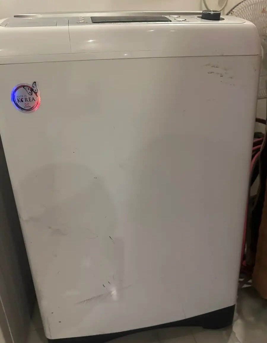 غساله اتوماتيك بحالة ممتاز النوع موضح ع الغساله