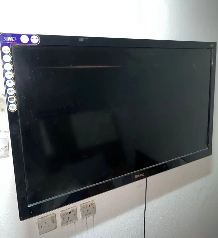 شاشة kmc 50 بوصة مستعمل
