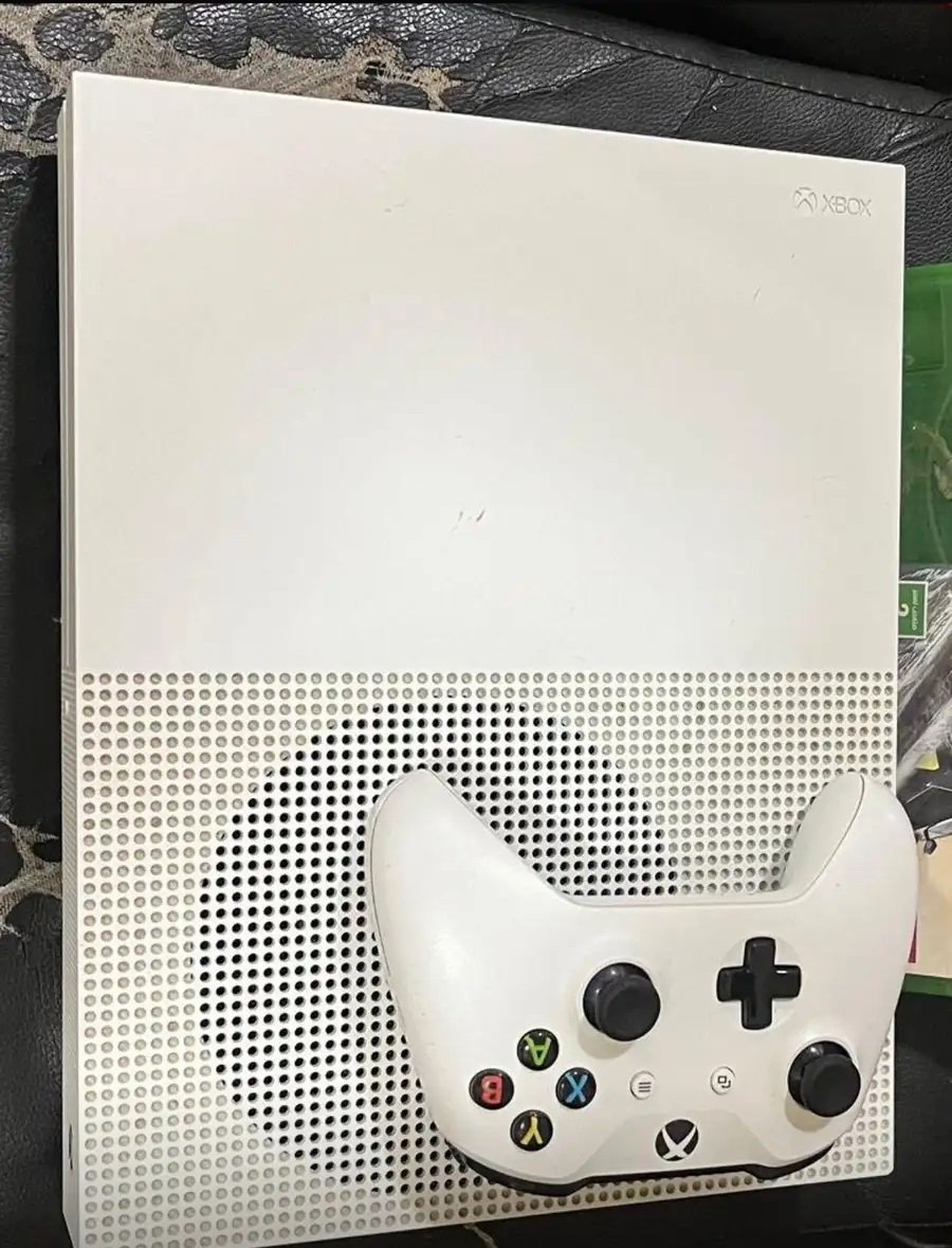 اكس بوكس ون للبيع