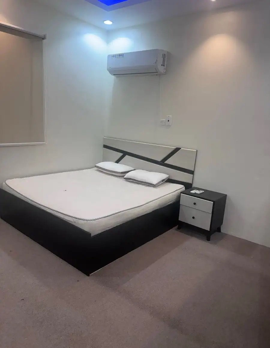 بيع غرفه نوم كامله ونظيفه