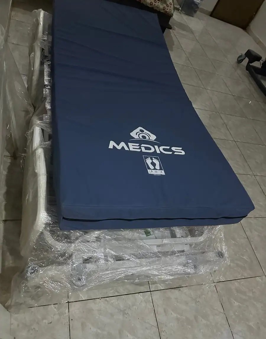 سرير نوم طبي جديد لم يستخدم قبل