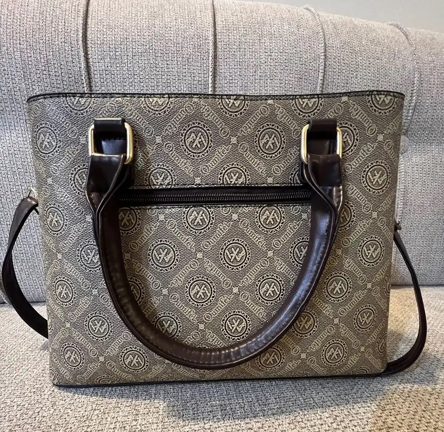 شنطة نسائية