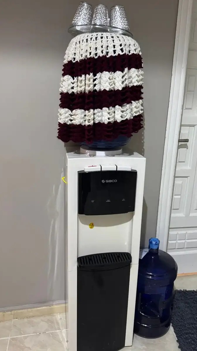 برادة بحاله ممتازه ومعاها جالون مويه جديد