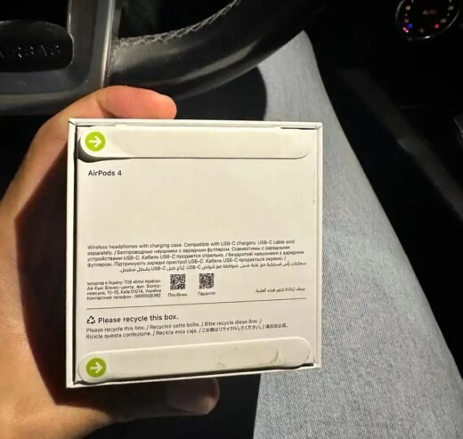 سماعات airpods 4 جديدة تمام ما انفكت