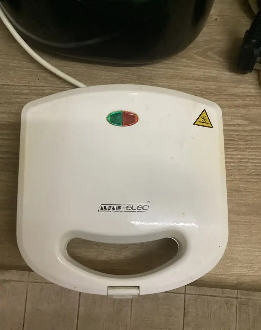 سخانة ساندويتش