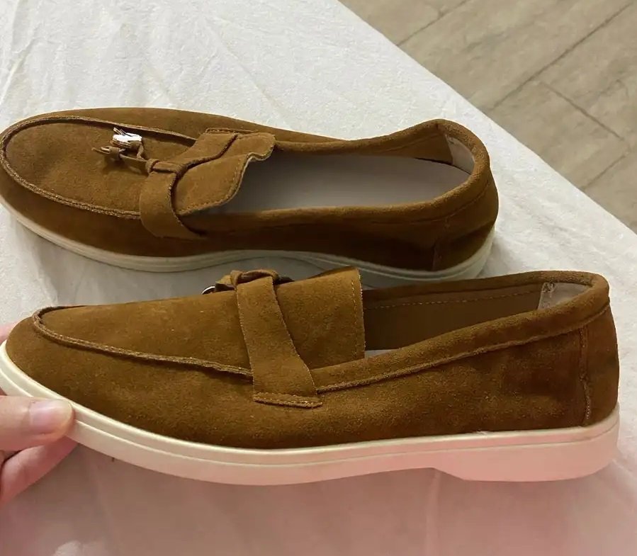 حذاء من شي ان مستعمل