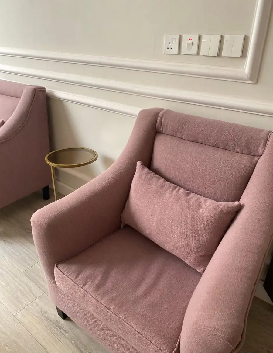 للبيع كنب قطعتين