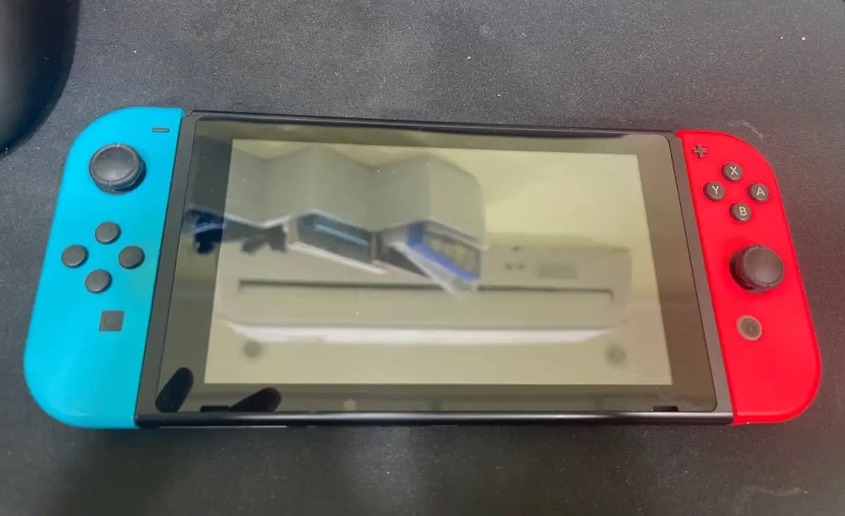 للبيع جهاز نينتندو سويتش نظيف جد ا – السعر 500 ريال فقط