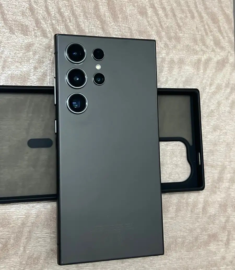 الترا s24 ذاكرة 256