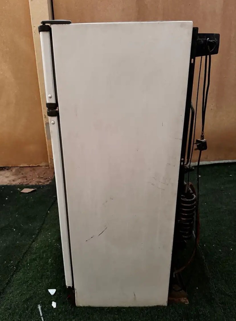 ثلاجة غاز إيطالية من نوع الفا نظيفة (الرياض)