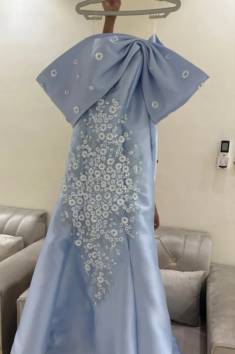 فستان جديد للبيع مقاس M_L