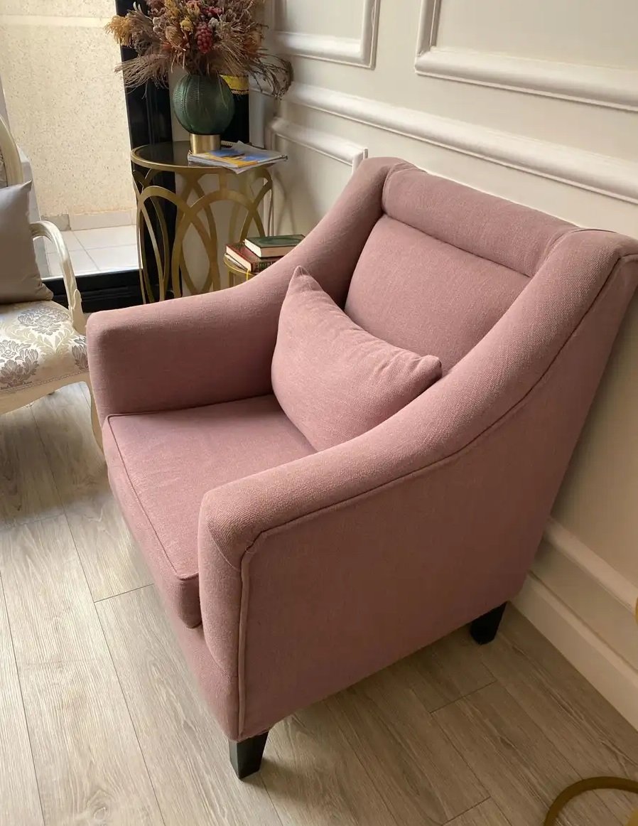 للبيع كنب قطعتين