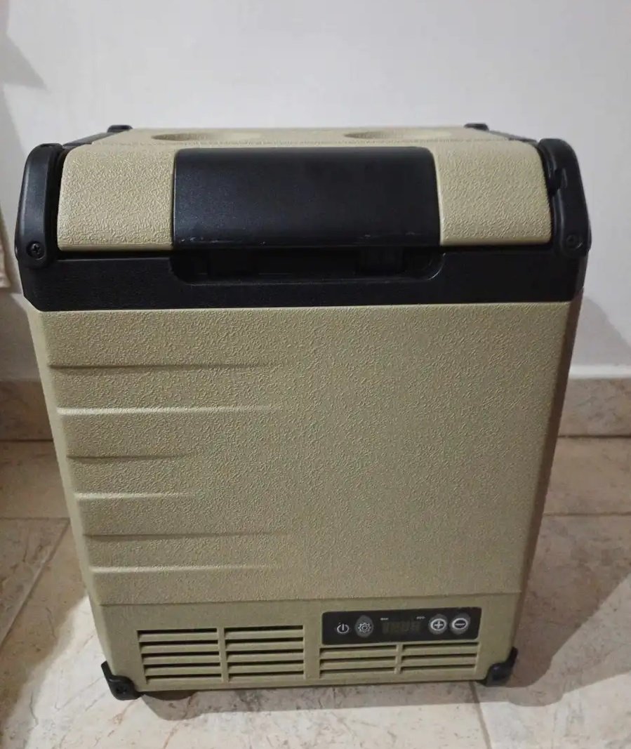 براد كهربائي للسيارة