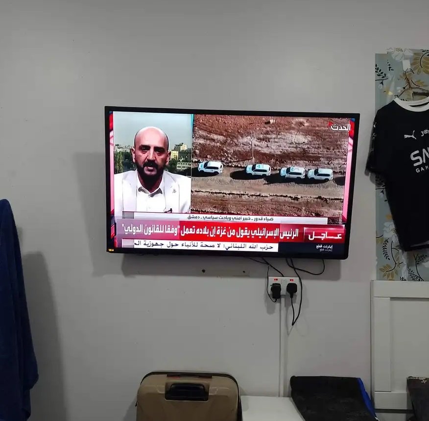 شاشة للبيع عاجل مقاس 50 بوصة الرجاء عدم بخس السلعه تم شراء