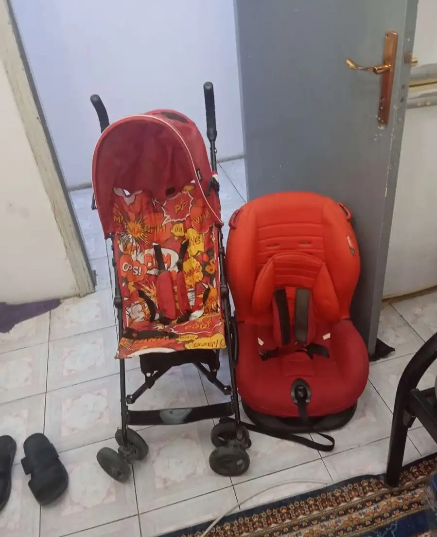 كرسي وعربية اطفال