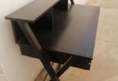 طاوله للبيع على السوم الحد 500