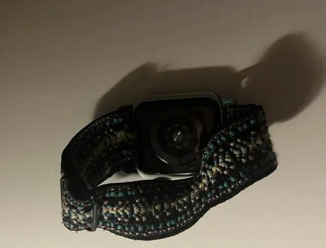 ساعة ابل واتش