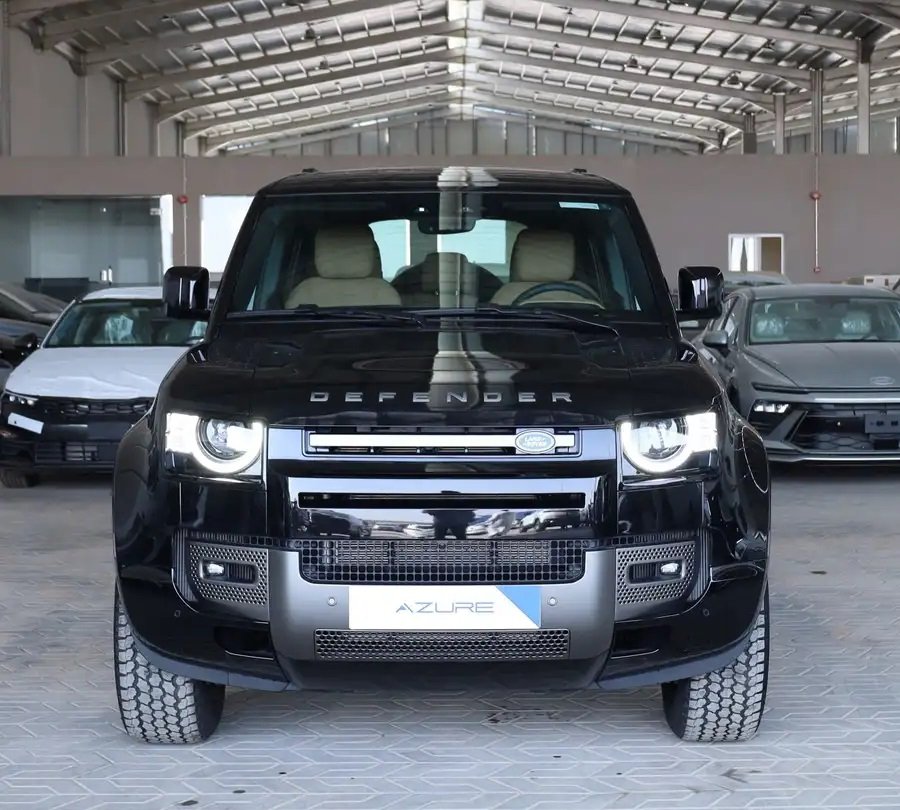 لاند روفر ديفندر SE110 V4 موديل 2025