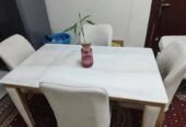 طاولة طعام رخام مع 4 كرسي جلد