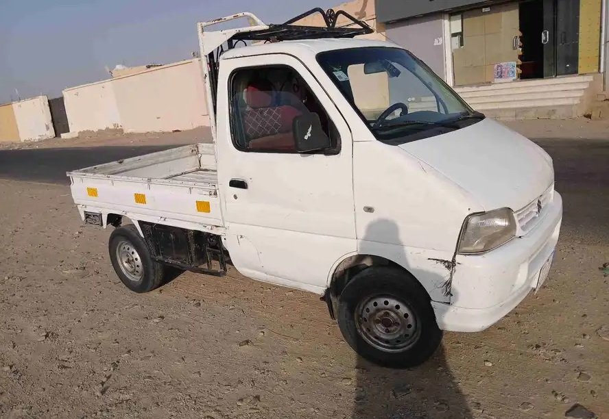 دباب سوزوكي للبيع مجددة وغير مفحوص مكينه وجربكس عل شرط