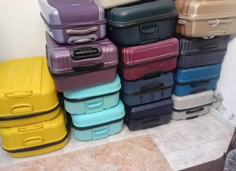 شنط تركيا حاله ممتازه 30 كيلو