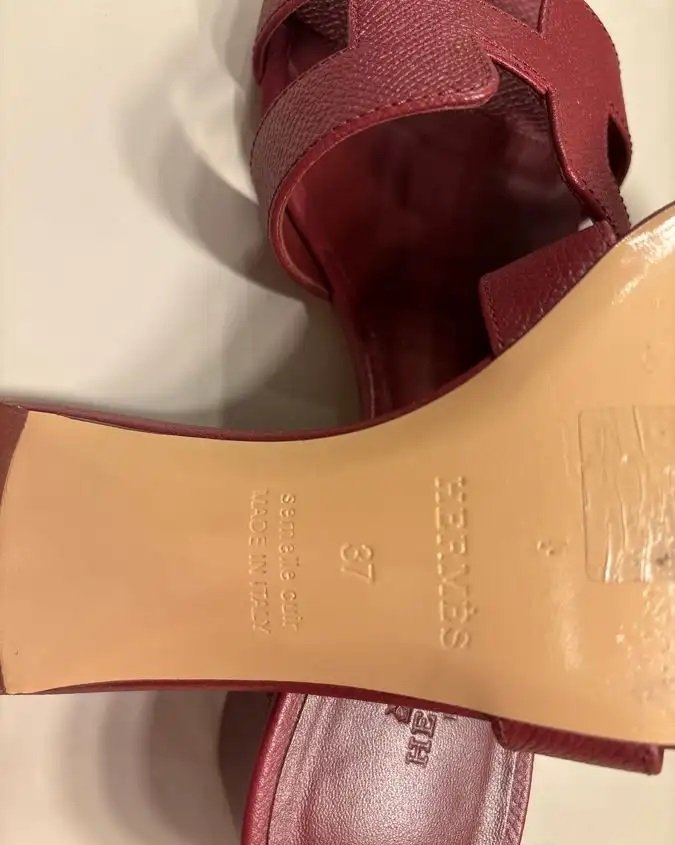 كعب ايرميز مقاس 37 جديد