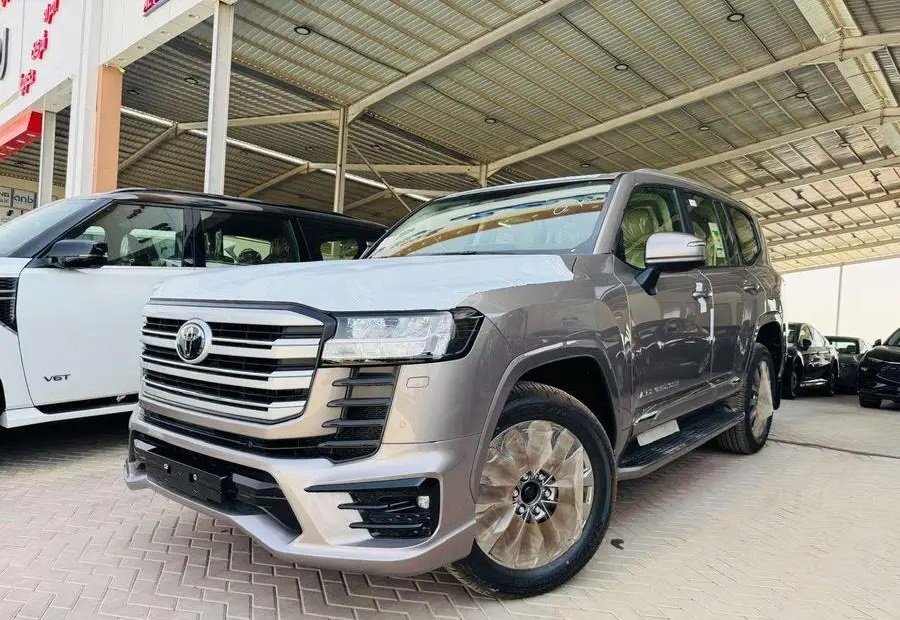 تويوتا لاندكروزر L5 -GXR- بنزين 2025 كاش وقساط