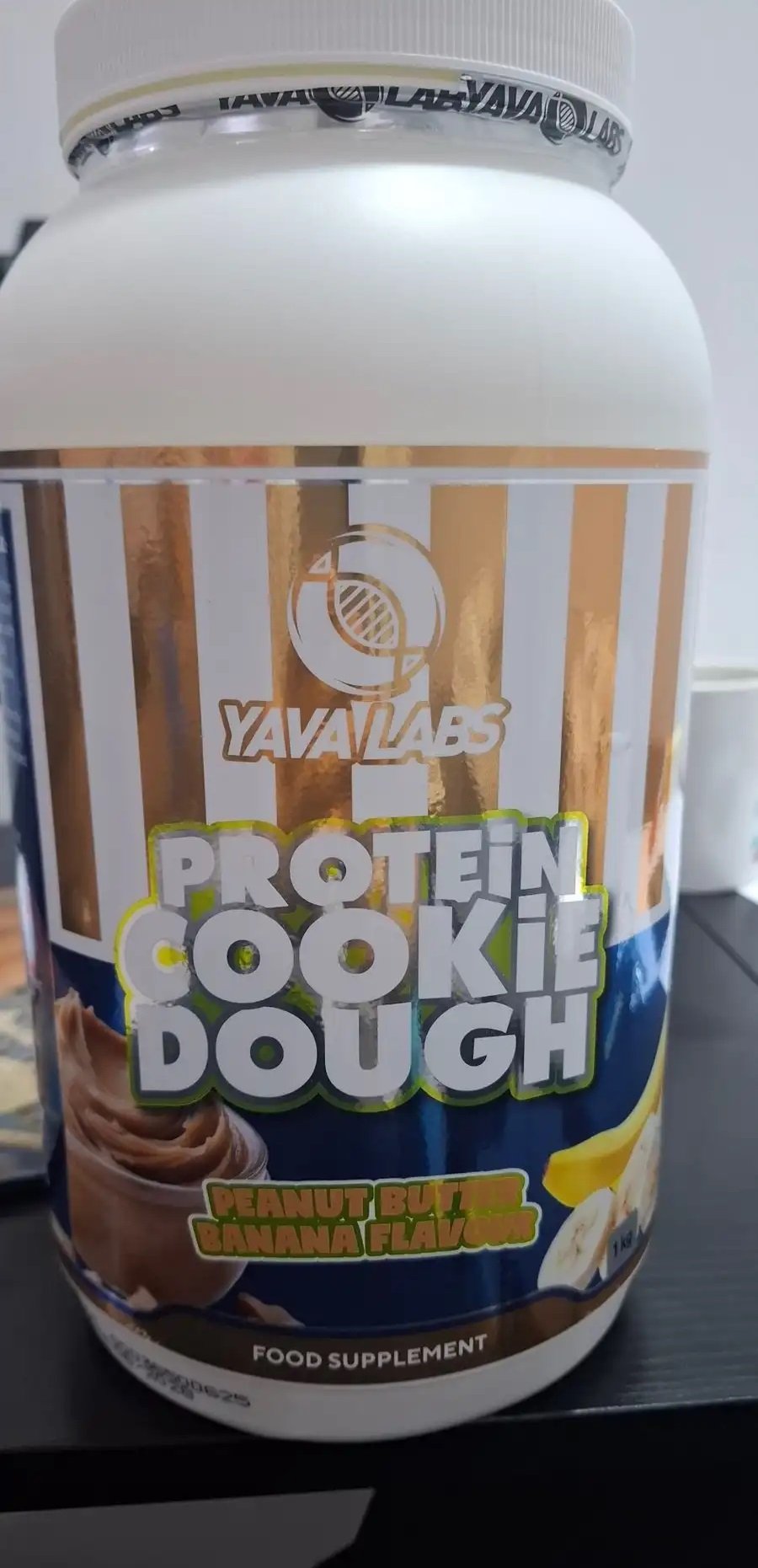 كوكي دو نكهة فول السوداني و الموز