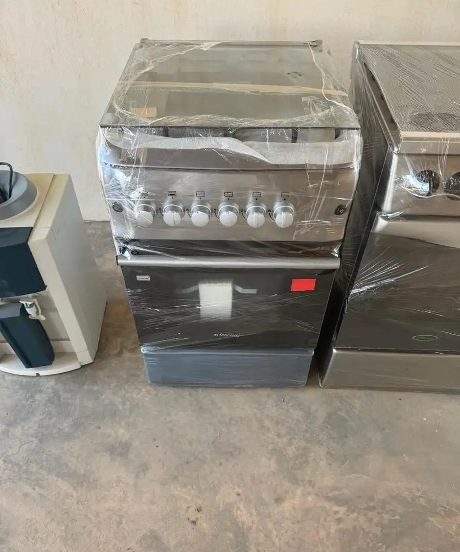 البيع فرن عاز اربع عيون جزيد وبراده مستعمله