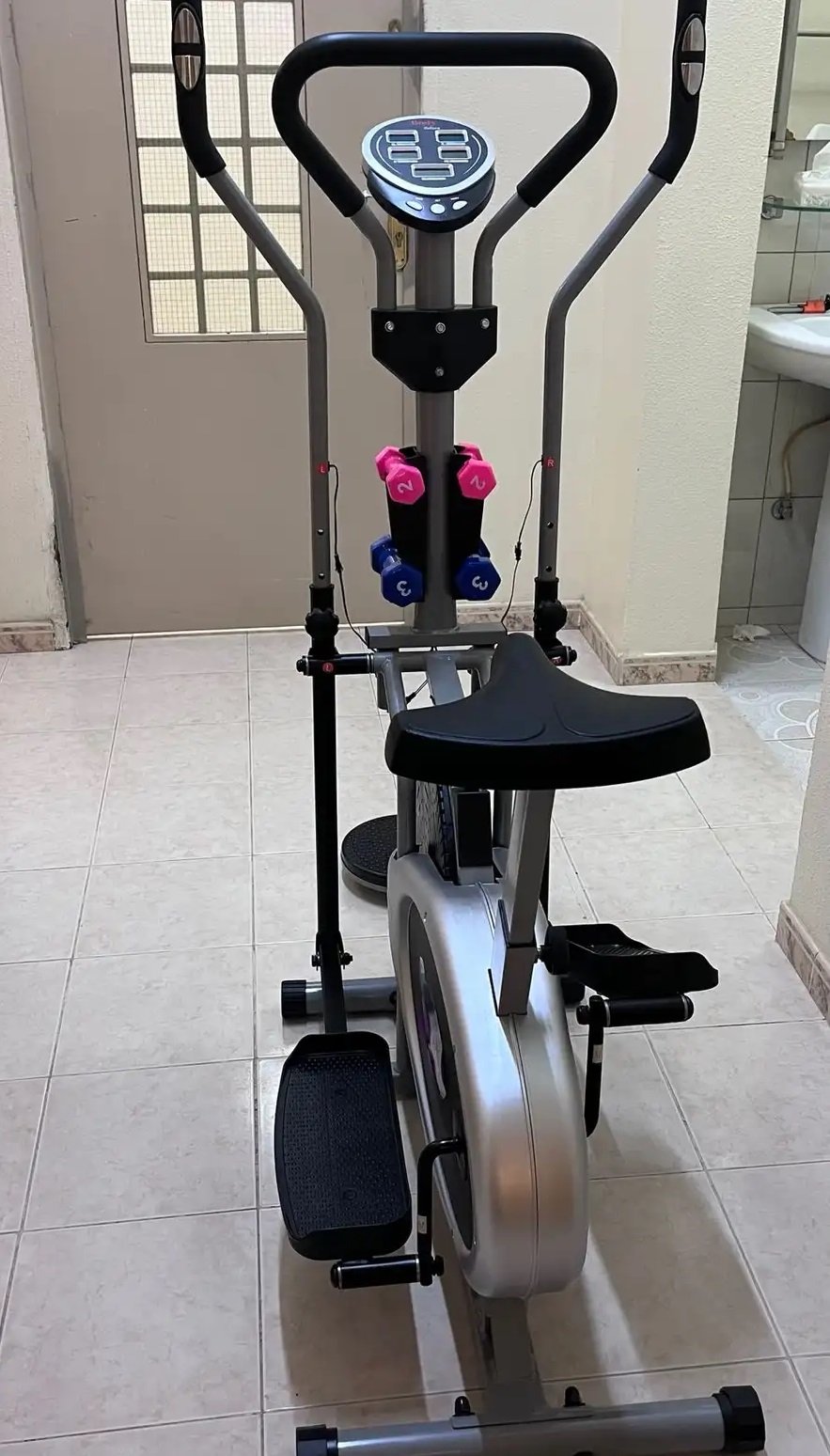 سير رياضي جديد ما استخدم