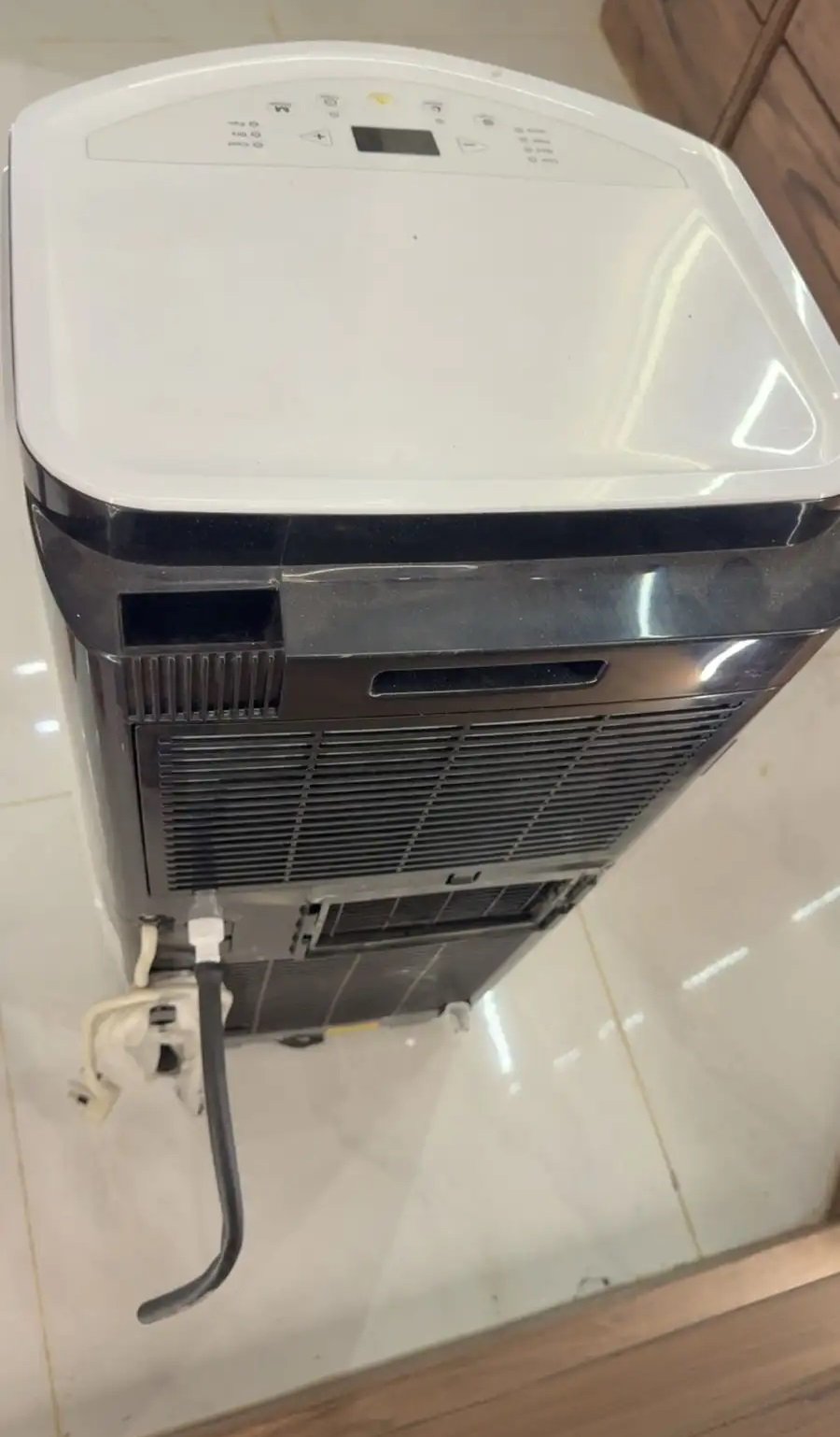 مكيف فريون متنقل