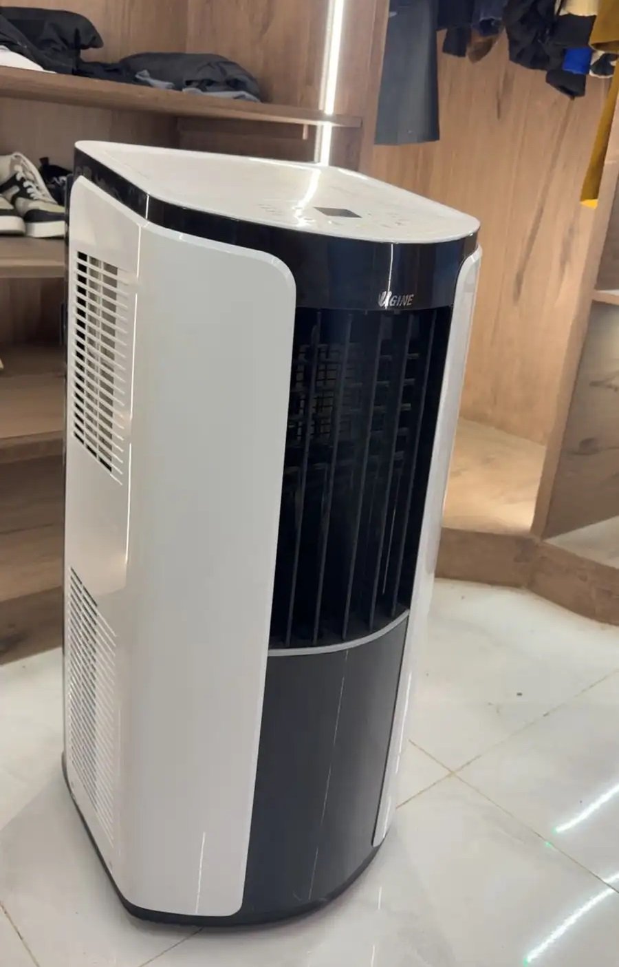 مكيف فريون متنقل